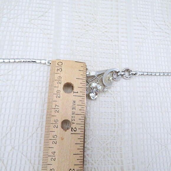 Vintage Trifari Silver Plated Rhinestone Choker Sparkly Necklace Swirl Design - Picture 6 of 7